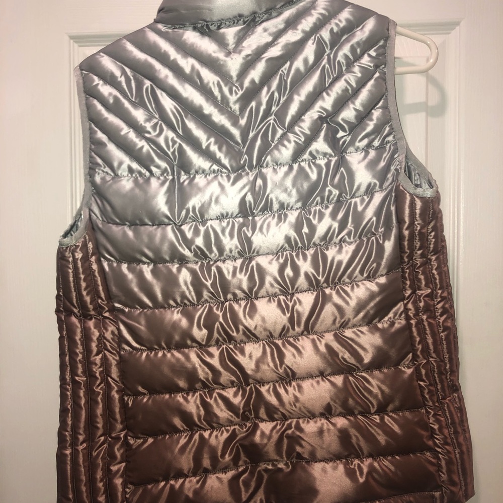 Gap Puffer Vest Size small